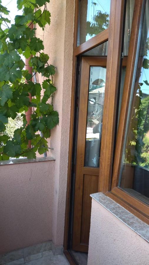 Aparthotel Otin Tbilisi Buitenkant foto