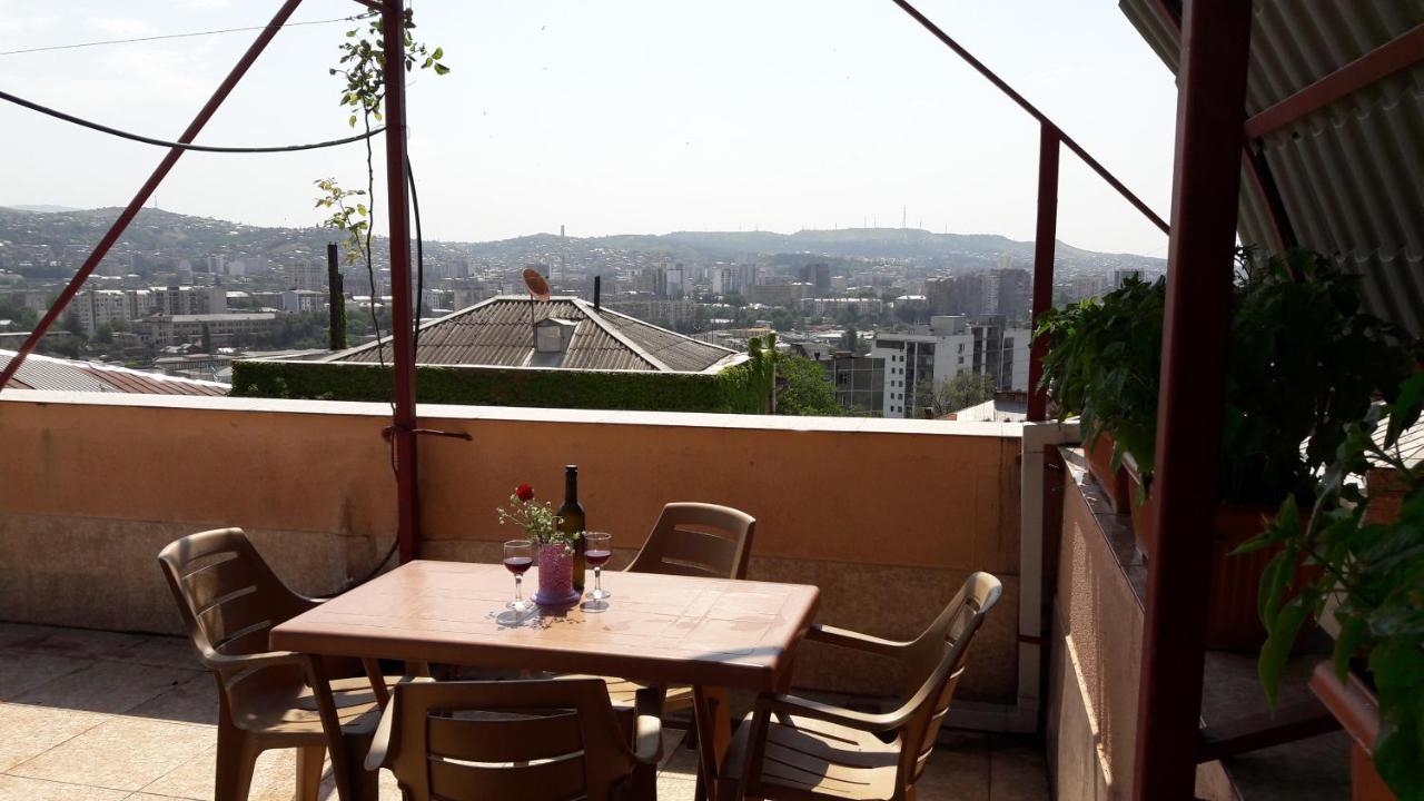 Aparthotel Otin Tbilisi Buitenkant foto